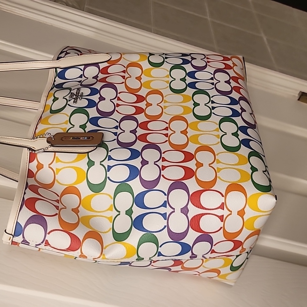 Coach Rainbow Bag, New with Tags - Picture 4 of 16